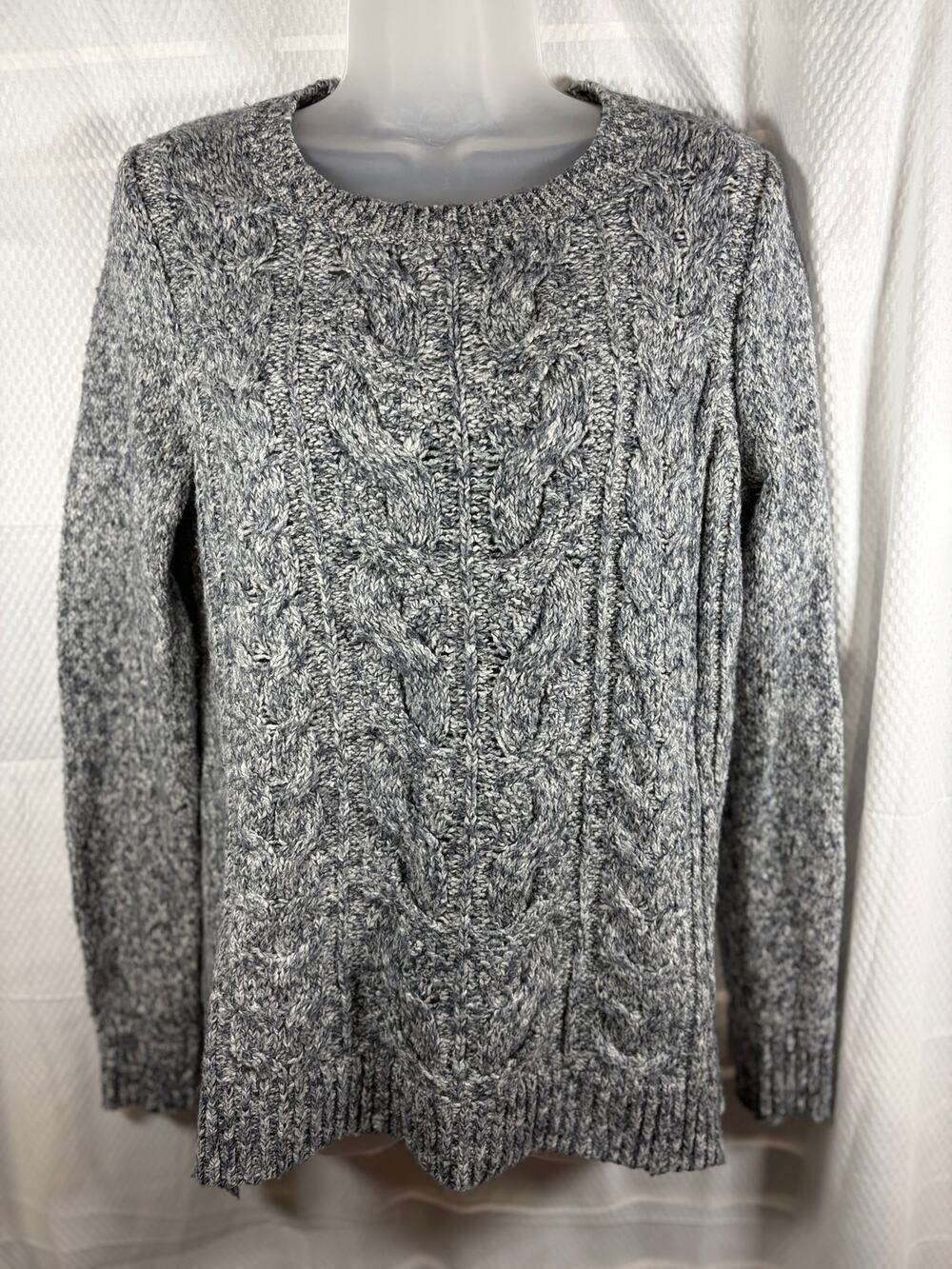 Tommy Hilfiger Women's Small Sweater